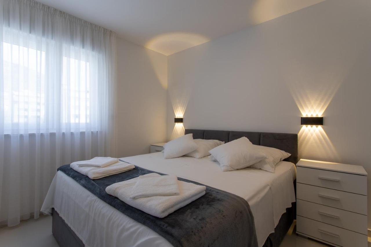 Luxury Apartment Magdalena Трогир Экстерьер фото