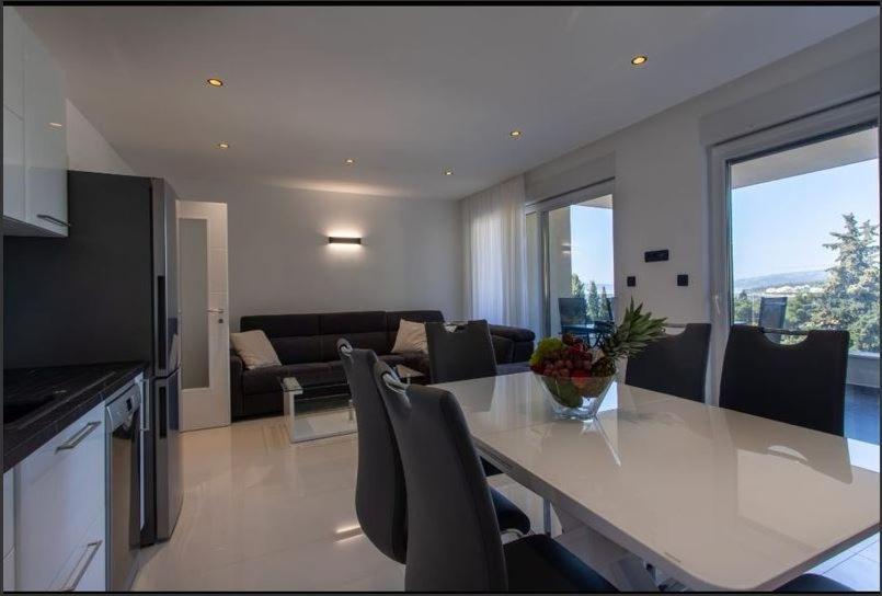Luxury Apartment Magdalena Трогир Экстерьер фото